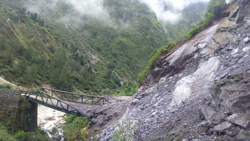 Photo of नहीं खुल पाया निजमूला मोटर मार्ग, आठ गांवों का संपर्क कटा