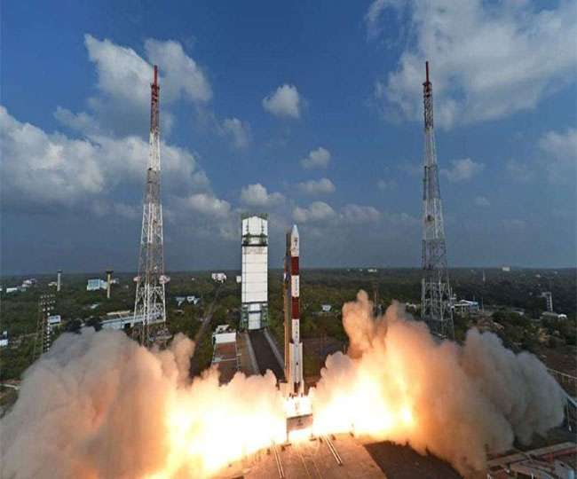 Photo of अंतरिक्ष में बजेगा भारत का डंका, 2019 में लॉन्च होगा चंद्रयान