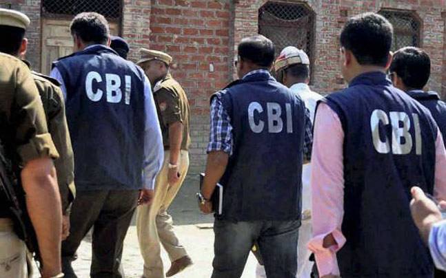 Photo of गुटखा घोटाला : चेन्नई में CBI ने स्वास्थ्य मंत्री समेत 40 ठिकानों पर मारा छापा