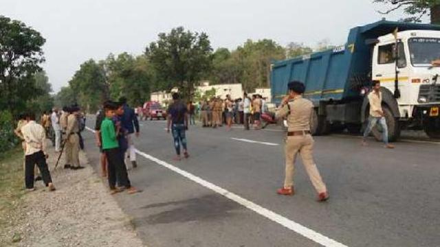 Photo of भारतीय सड़कों पर चलना सबसे खतरनाक , हर दिन हादसे में मरते हैं 56 लोग !