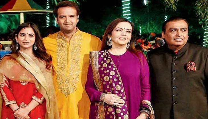 Photo of ईशा अंबानी की शादी में उदयपुर में लगा सितारों का जमावड़ा-हॉलीवुड सिंगर बियोंस की भी प्रस्तुति