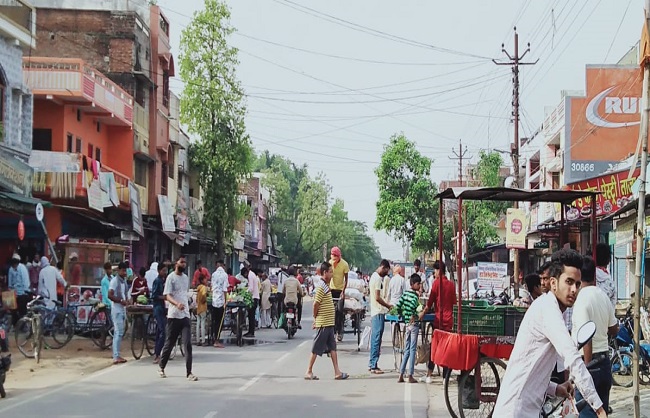 Photo of उप्र : कुशीनगर में लॉकडाउन ध्वस्त, अधिकारी बेपरवाह