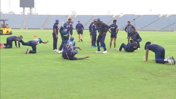 Photo of श्रीलंकाई क्रिकेटरों ने शुरू किया अभ्यास