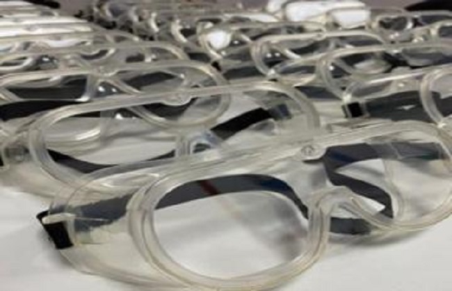 Photo of वैज्ञानिकों ने कोविड-19 के खिलाफ तैनात स्वास्थ्यकर्मियों के लिए बनाया सुरक्षात्मक चश्मा