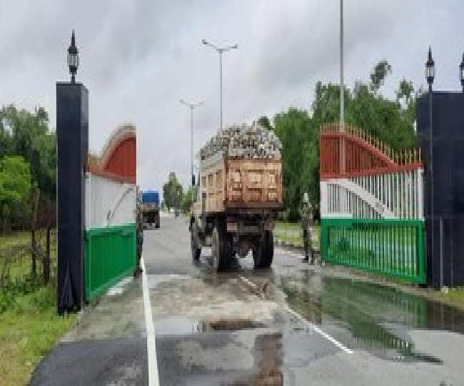 Photo of दोस्ताना रिश्ते के बावजूद भारत बांग्लादेश के बीच बंद है व्यापार