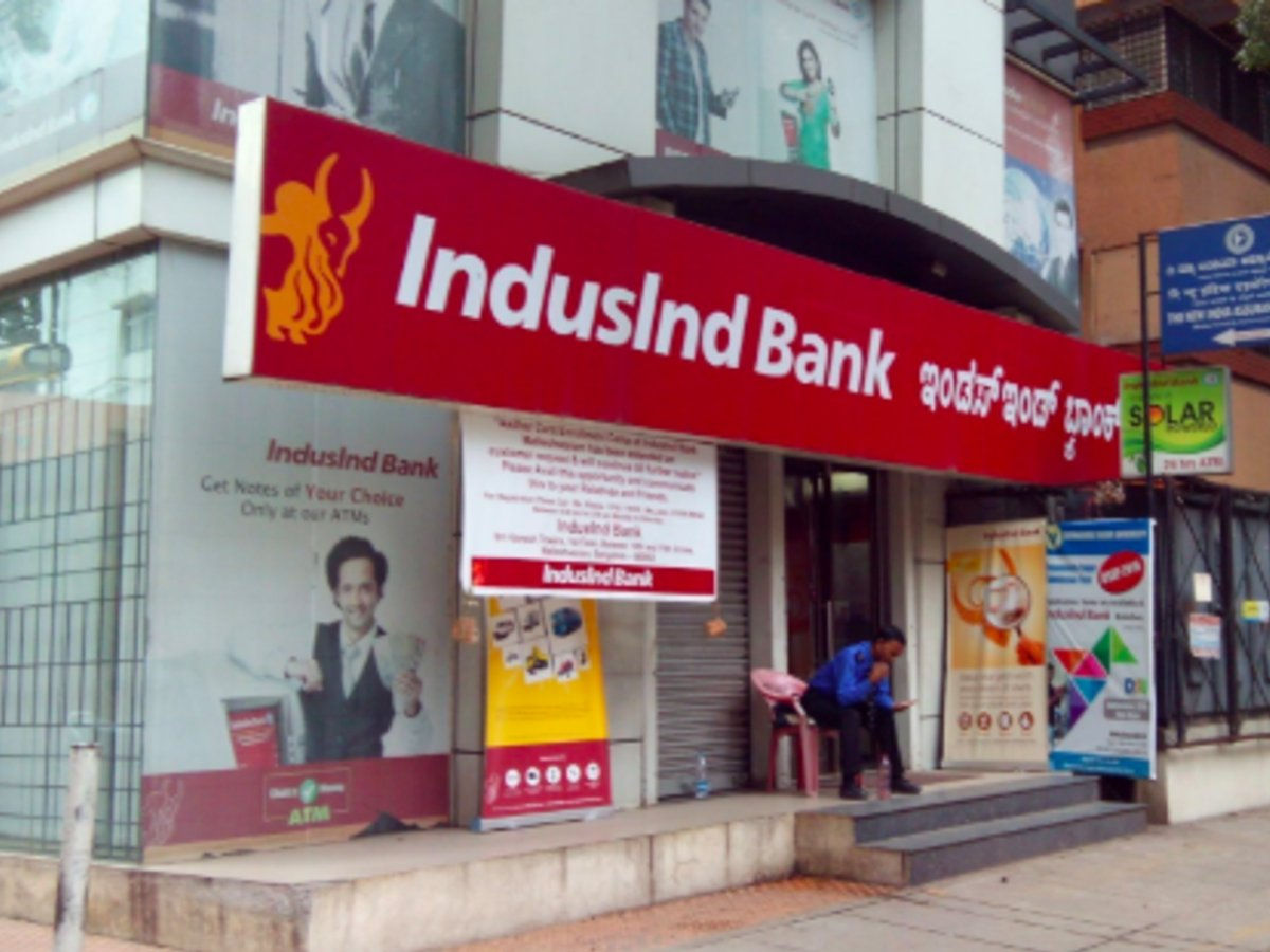 Photo of रिलायंस की राह पर इंडसइंड बैंक, शेयर बेच कर जुटाएगा पैसे