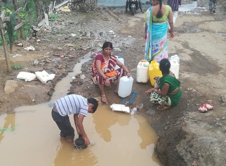 Photo of 35 वर्षो से बूंद बूंद पानी को तरह रहे अचोले डोंगरी के रहिवासियों को जल्द मिलेगा पानी || अतिरिक्त पानी व्यवस्था योजना के माध्यम से पानी मिलने का रास्ता हुआ साफ