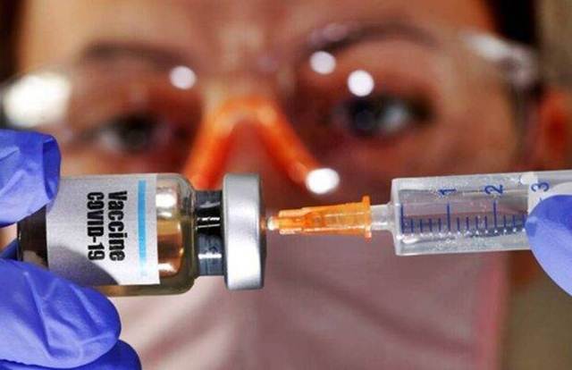 Photo of वैक्सीन का पता नहीं, शिवसेना नेताओं में टीका केंद्र खोलने की मची होड़