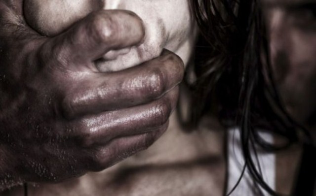 Photo of पालघर में  महिला से बलात्कार, आरोपी को पुलिस ने किया गिरफ्तार,  डरा धमका कर किया था महिला के साथ दुष्कर्म