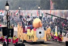 Photo of ‘आजादी का अमृत महोत्सव’ के रूप में मनाया गया गणतंत्र दिवस, भव्य परेड के साथ निकाली गई झांकियां