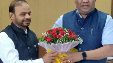 Photo of पालघर के नए डीएम गोबिंद बोडके ने संभाला पदभार